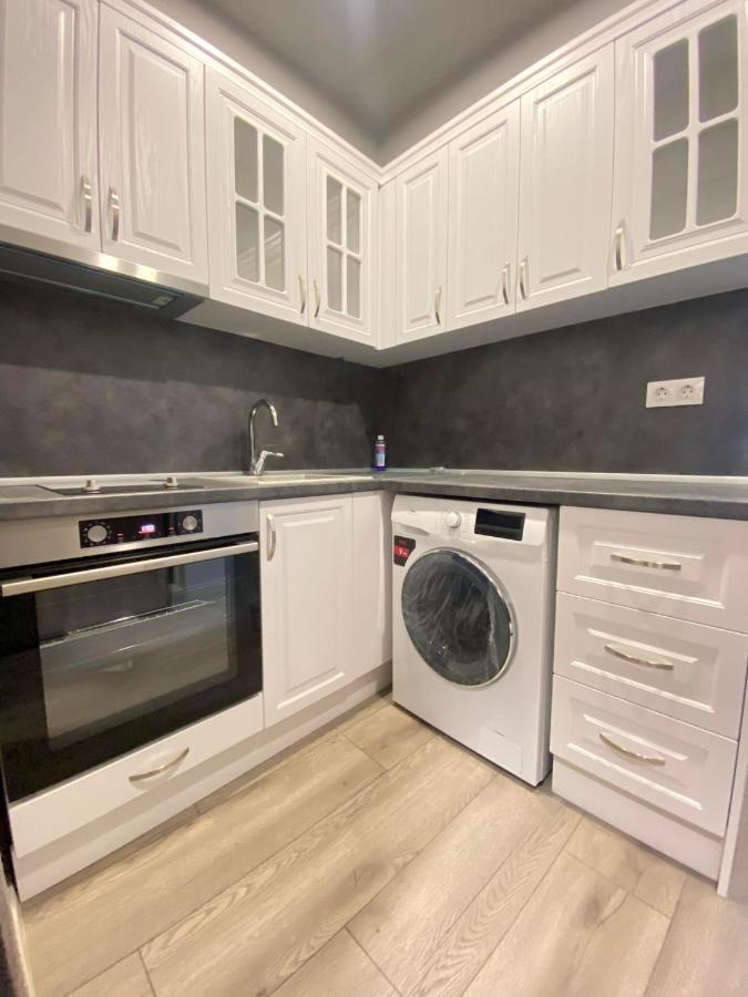 Nj Luxury Rooms And Suites Варна Экстерьер фото
