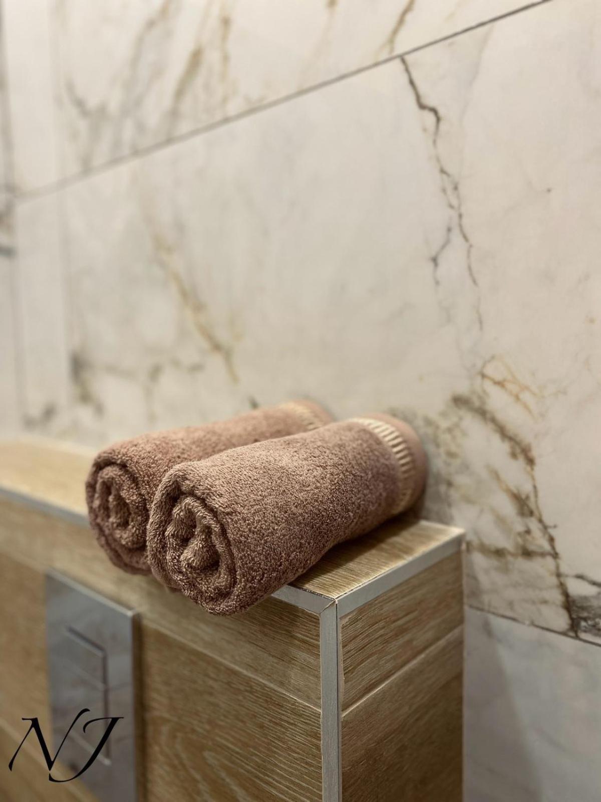 Nj Luxury Rooms And Suites Варна Экстерьер фото